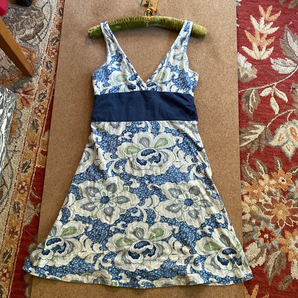Patagonia Margot dress excellent organic cotton stretch blue floral summer dress